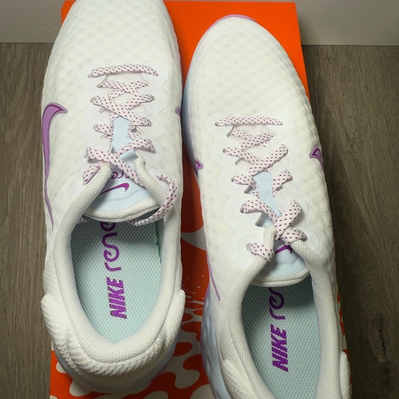 Nike Renew Ride 3 Training Sneakers White Pink Women’s Size 9 New - Picture 5 of 6
